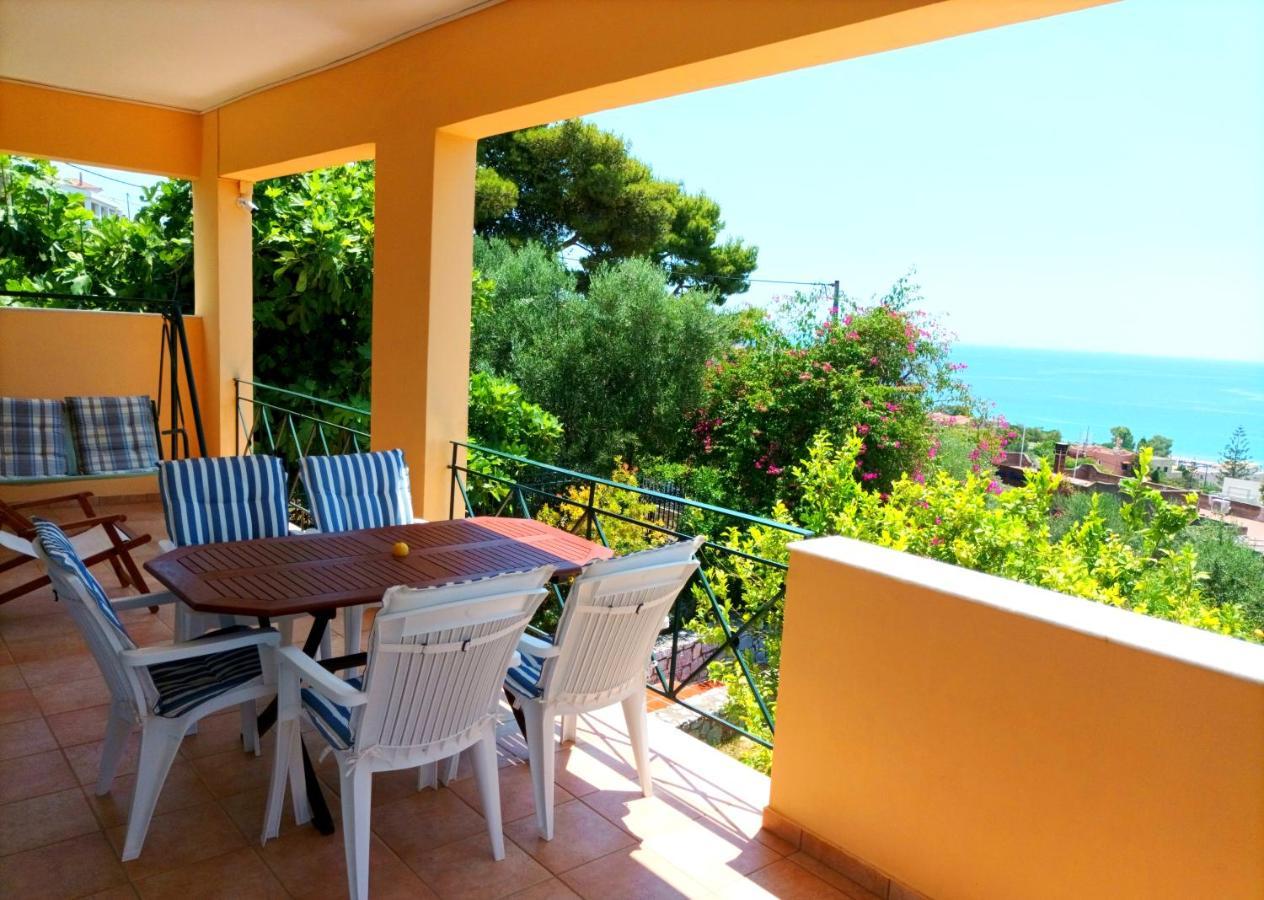 Gythio Seaside Villa Dimitrios - Panoramic View Exterior foto