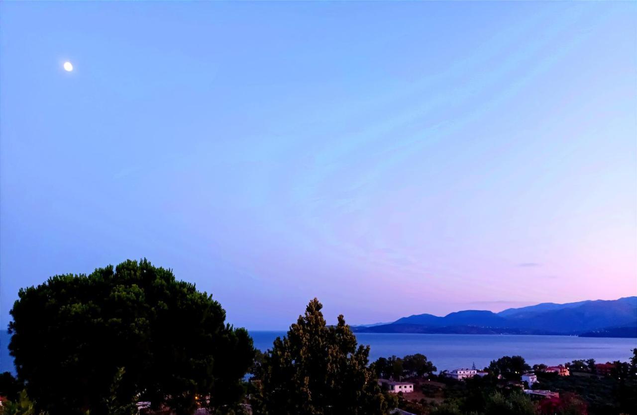 Gythio Seaside Villa Dimitrios - Panoramic View Exterior foto